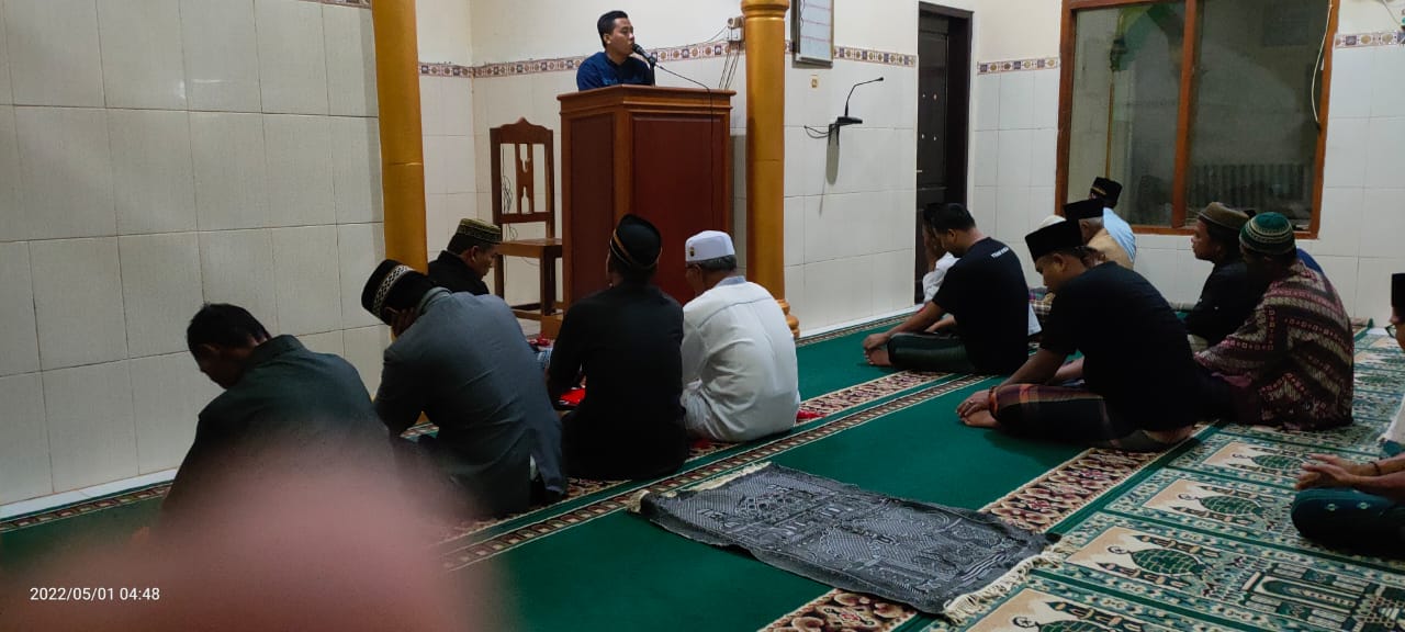 Prima Trisna Aji Sampaikan Tausyiah Kematian dalam Kultum Subuh di Masjid Al Hidayatul Barokah Jumapolo Karanganyar